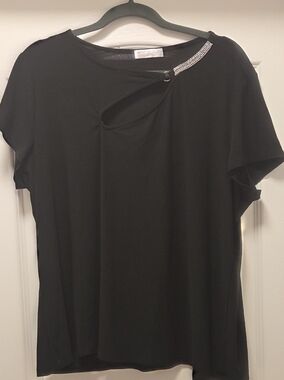 89th+Madison Black Short Sleeve Top with Rhinestone Accent 2XL